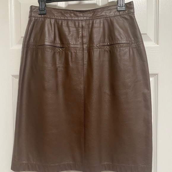 Charles Klein Brown Leather Skirt. - Picture 1 of 6